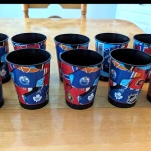 10 Plastic NHL Hockey Cups